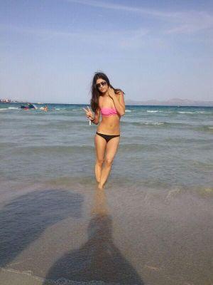 ainhoa_mayoral's profile picture. Las palabras se las lleva el viento, y a las personas, el tiempo.                                                               Zaragoza-San Mateo-Huesca    18✌