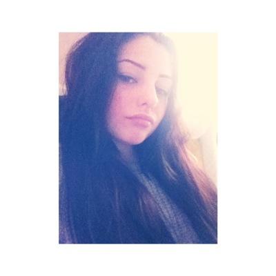 bethanya_x's profile picture. follow me on insta bethany_amberr;i follow back ~you only live to die bitch