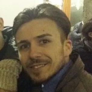 Ogni volta che un bambino prende a calci qualcosa per la strada, lì ricomincia la storia del calcio...