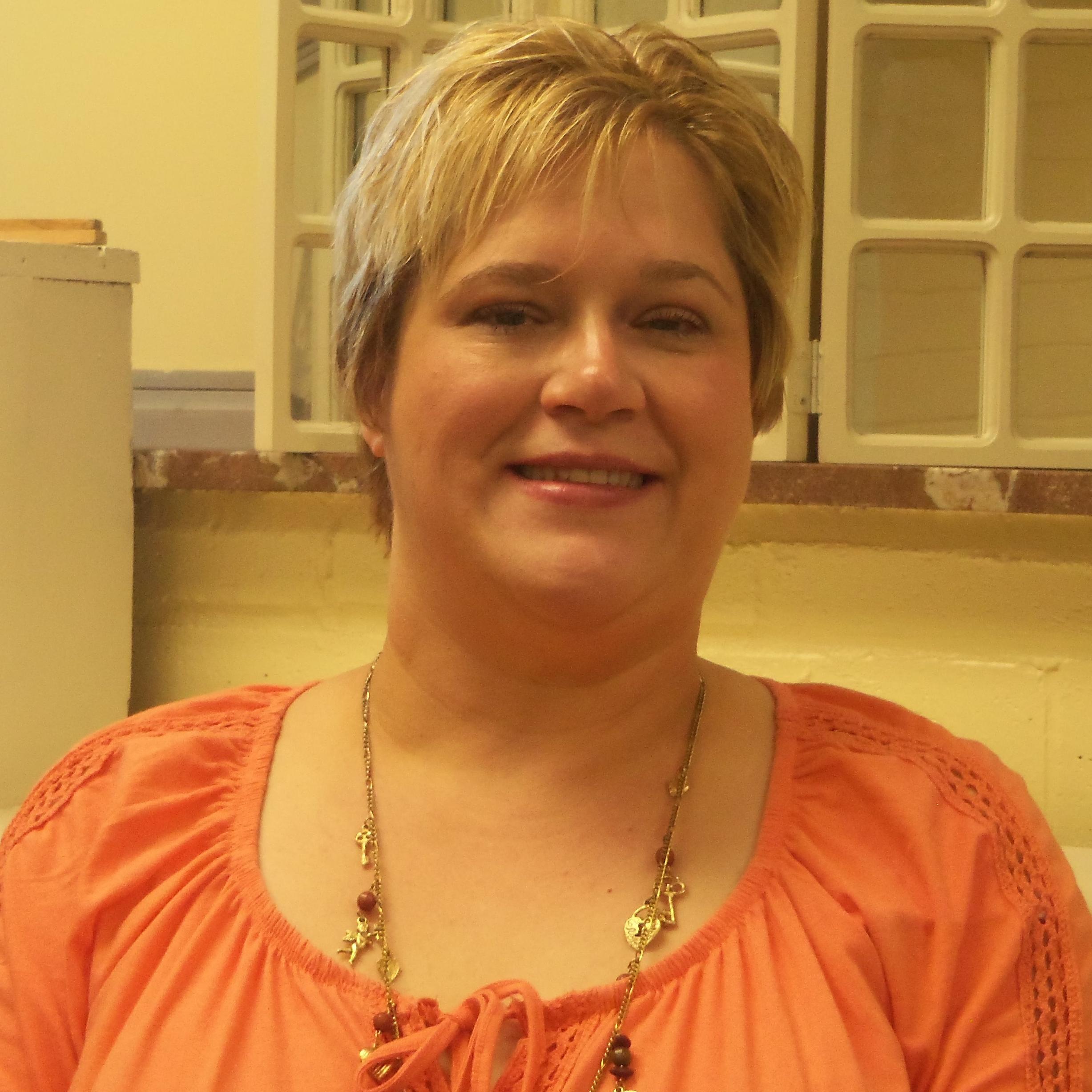 julie_brixey's profile picture. 