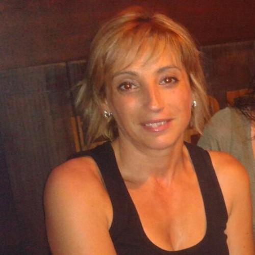 paki72488082's profile picture. 