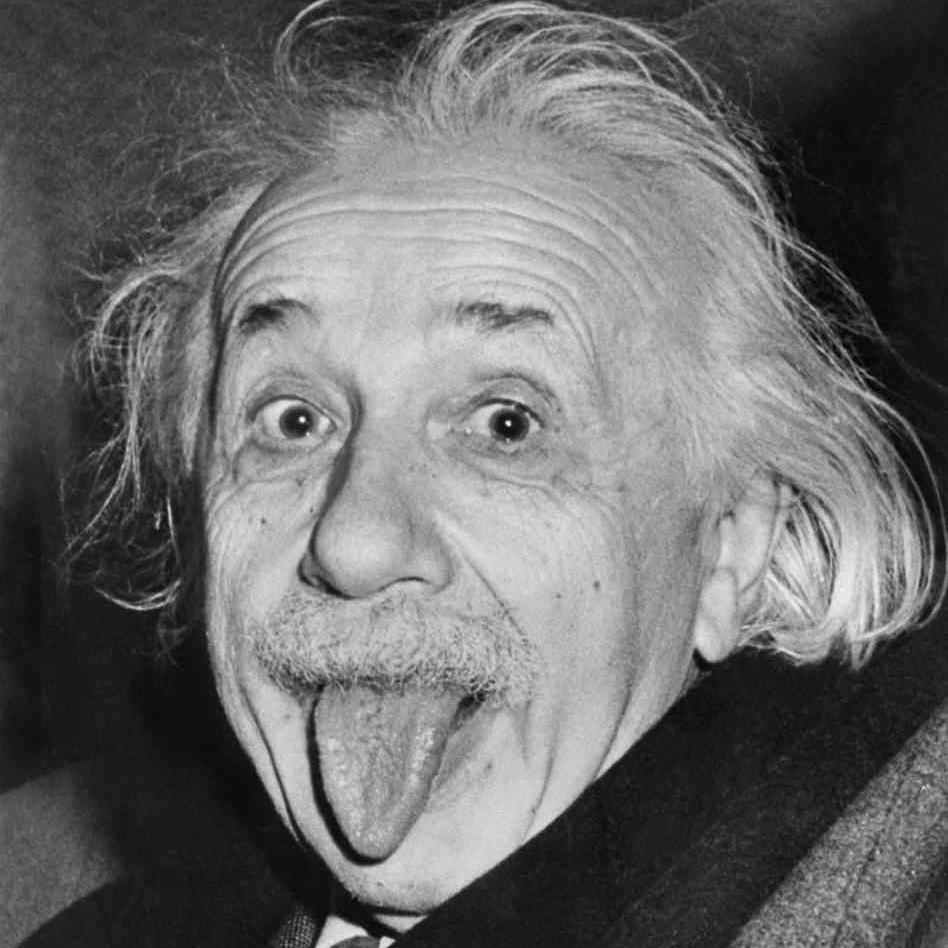 Imagination is more important than knowledge.
Albert Einstein