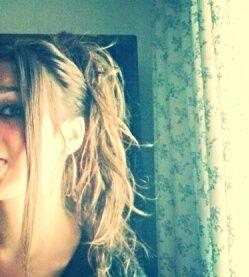 Fueenteña;) Siigeemee Sii PueedesS PeeroO NoO ttraatteesS Dee Paararmeeh! DiiGoorfuu!;D
Insta: @Jarittaah_fdl