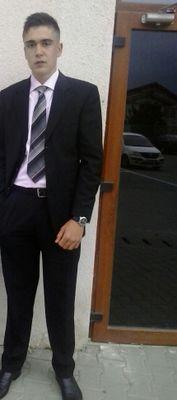 Elev la C.N.L Zinca Golescu PItesti
