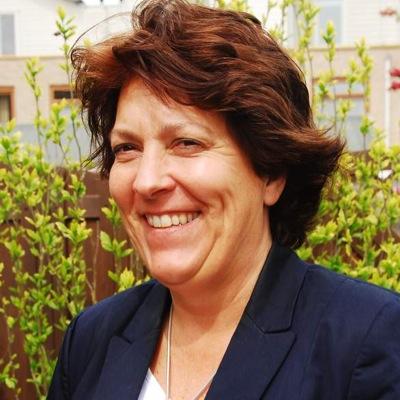 lonneke65's profile picture. Werkzaam in vastgoedwereld, getrouwd met Auke,moeder van Lars en Thomas.Druk met sporten,gezellige dingen en genieten van de leuke dingen in het leven