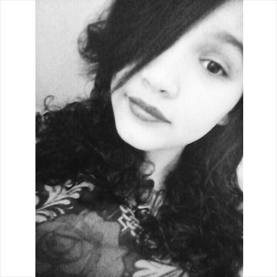 Ciúmenta? Sempre.Pequena? Eterna anã u.u kkk... Insta: Gih_Rodriiguees ✌