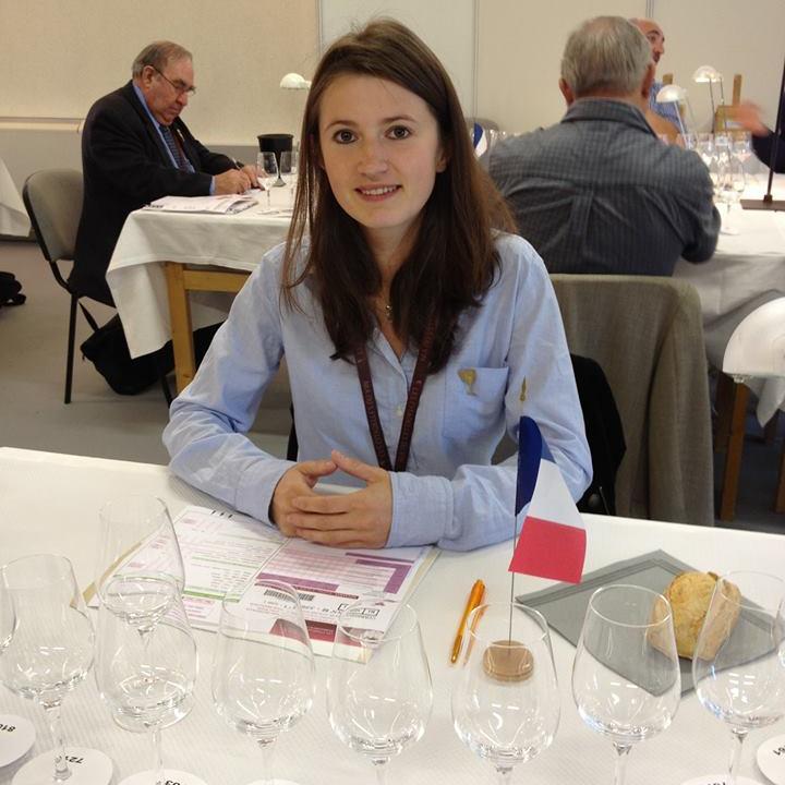 #Wine geek, #Passionnée de #Vins #biodynamie #sports #Paris