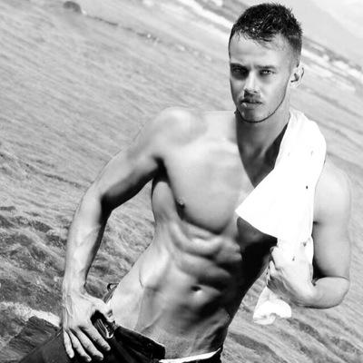 Fitness and nutritional program advisor. for enquiries please email sonnycrozier@Gmail.com