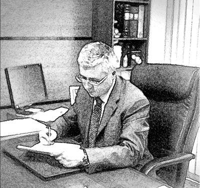 Dedicado al artesanal oficio del Derecho. Caminante y explorador por la senda del derecho laboral. Amator legem, et iustitiam. Legal consultant.