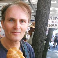 Alex Bourke (@veggieguides) Twitter profile photo