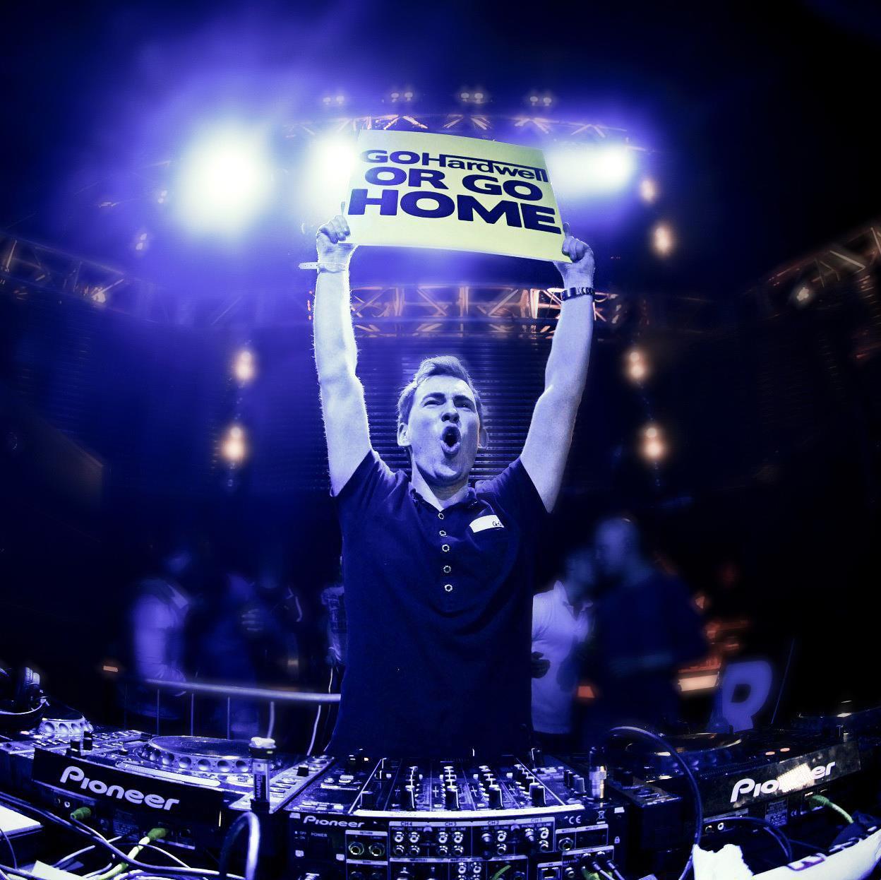 SilenXxPLS's profile picture. PS4→ SilenXx-  CHICOS FITNESS [CFNS] 《Harder, Better, Faster, Stronger》