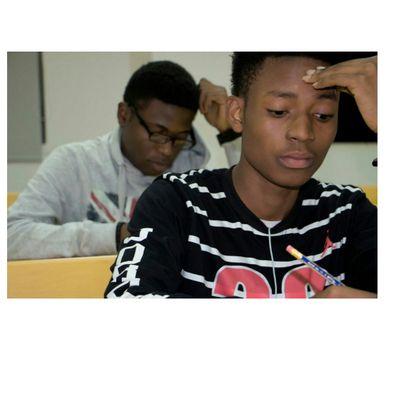 McForlonyx's profile picture. #Naijaborn #Naijabred. Artiste/Songwriter/Emcee.Follow on I.G @mcforlonyx  i also love art tho//.