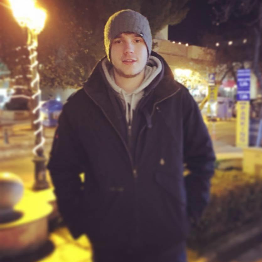Student at mathematics department of university of athens, internet maniac, owner of NAG Media, https://t.co/fZDJ52U1n9, Madinad