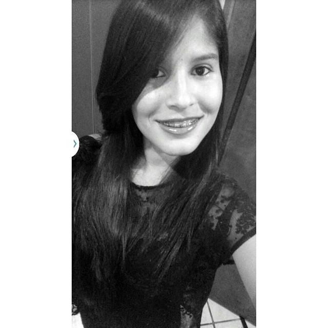 oneruiva's profile picture. 20 anos, Publicitária