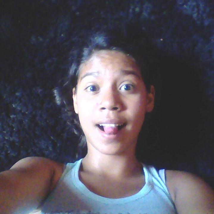 Neymar queria mt que vc me siguisse no twitter bah seria um sonho pra mim falar com vc ty amo 3 bjs