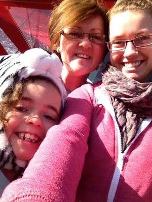 Cairine2010's profile picture. Fav sayins: It could always be worser!