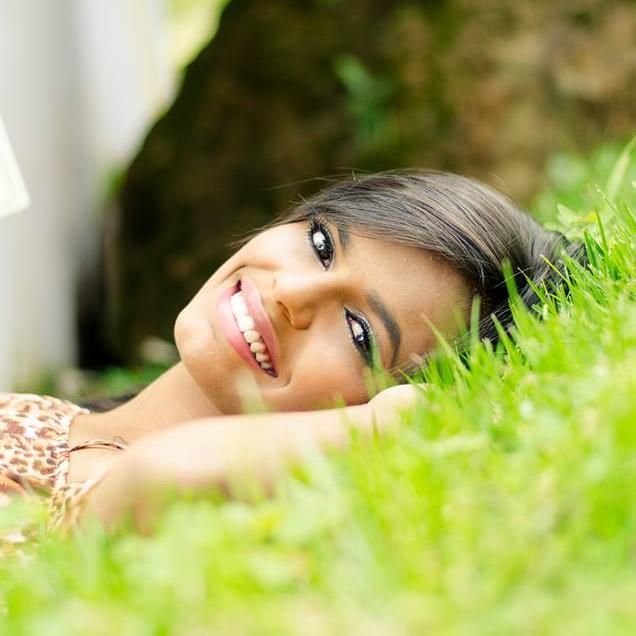 Equantoo vooc ta ai chorandoo por elee..
lembre-se quee ele estará sorrindo paraa outra #2Bjus