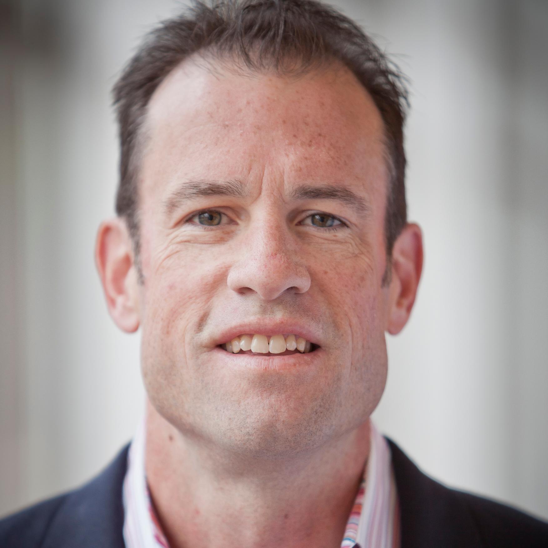 Strategic marketing and communications leader, budding entrepreneur. Active learner and fitness enthusiast.