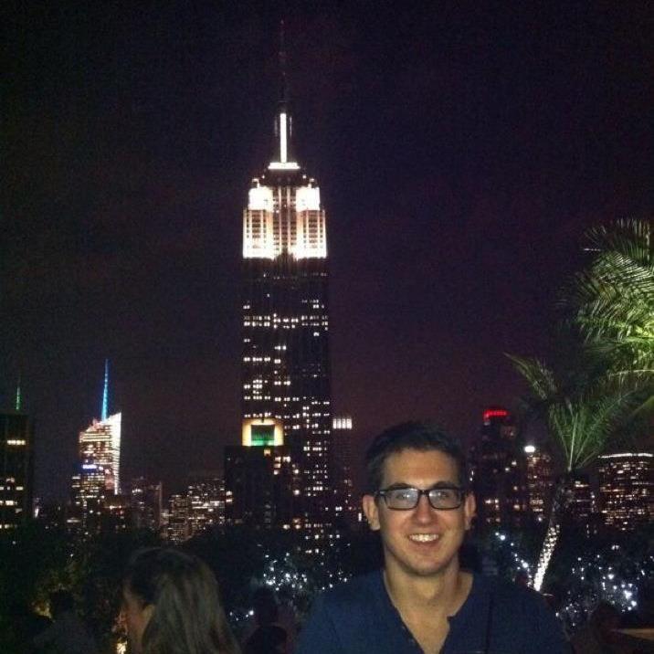 adrih77's profile picture. 