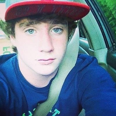 calebcash95's profile picture. New twitter. Follow me!