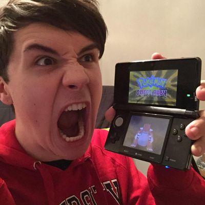 DanHowellCL's profile picture. I'm the an half of Phan.