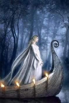SOY LA DIOSA QUE HABITA DENTRO DE TU CORAZON - A GODDESS WITHIN YOUR HEART ❤