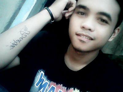 purwasikta's profile picture. hidupku simple,