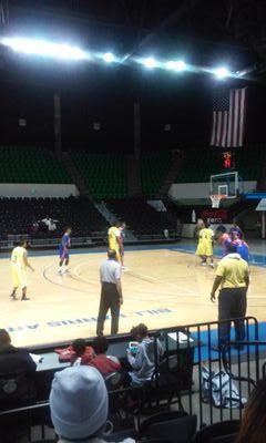 kennethe757's profile picture. 