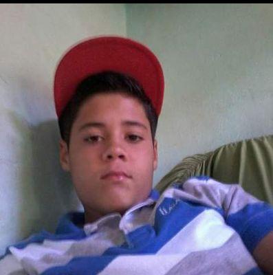 df8986f2bafc4ff's profile picture. 