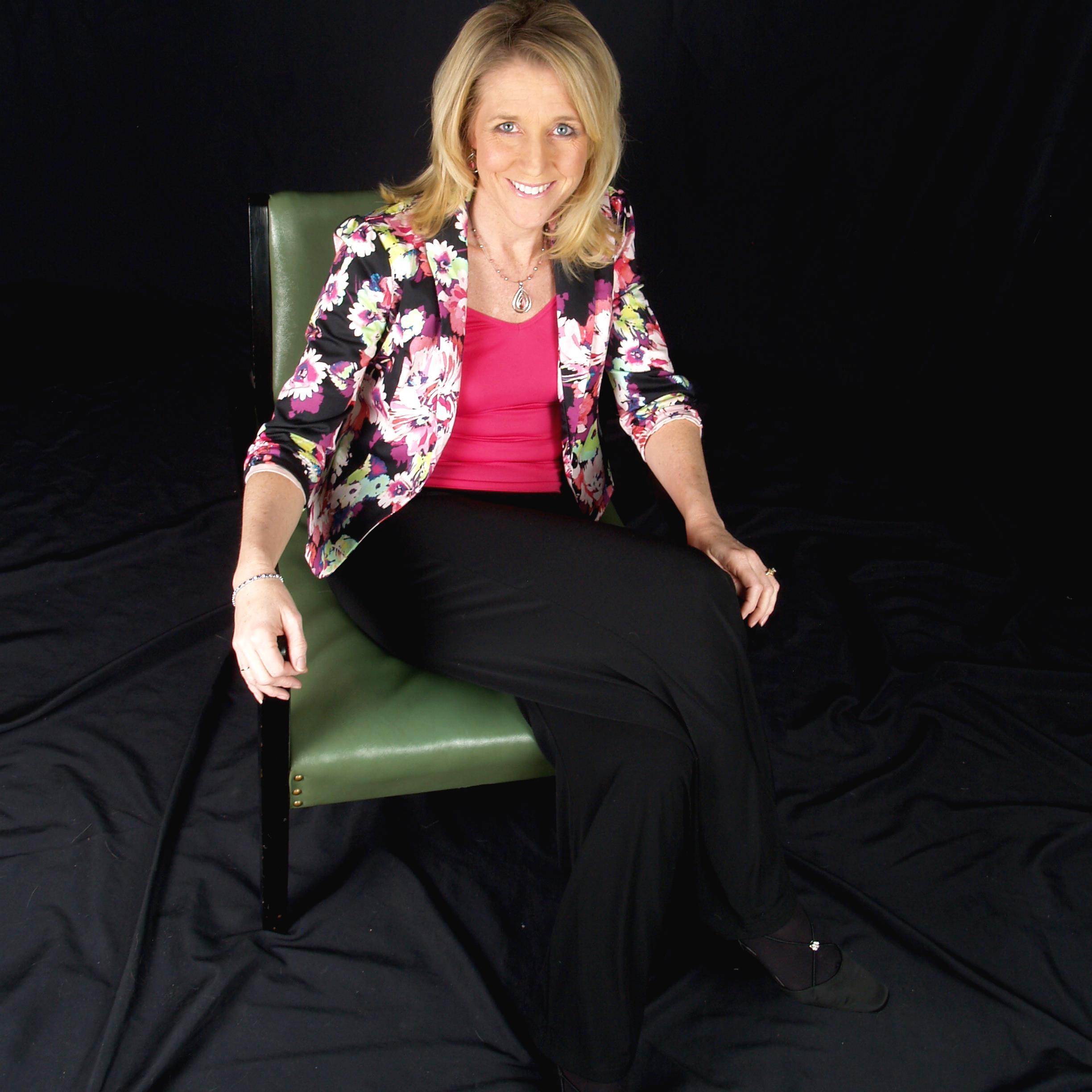 Leadership Coach for emerging female leaders & Executive Recovery Coach for Executives struggling with addiction. Leadership development from the inside out.
