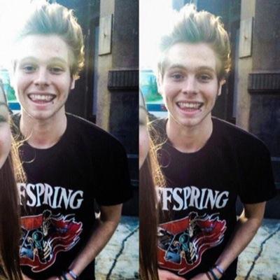 I kinda like these 5SOS dudes ❌
1/5