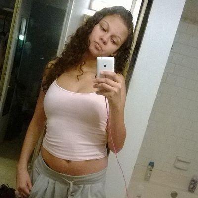 Im 16 im mixed with black and white and some Spanish. My birthday is November 26 im out going friendly with some ppl and im nice just dont get on my bad side