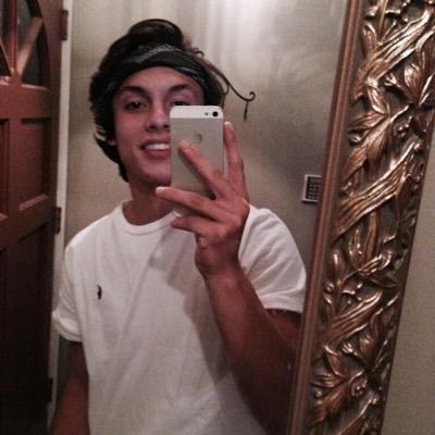 follow @bonersides bc she gave you a free follow