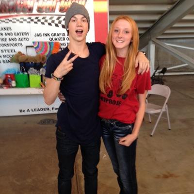 i love.. @CameronDallas @TaylorCaniff @TheMattEspinosa met tay.10-25-14
