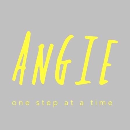 A film about a young teen finding it hard to deal with her dysfunctional family. Its something she will have to learn gently.