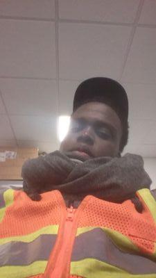 darklavinder's profile picture. 