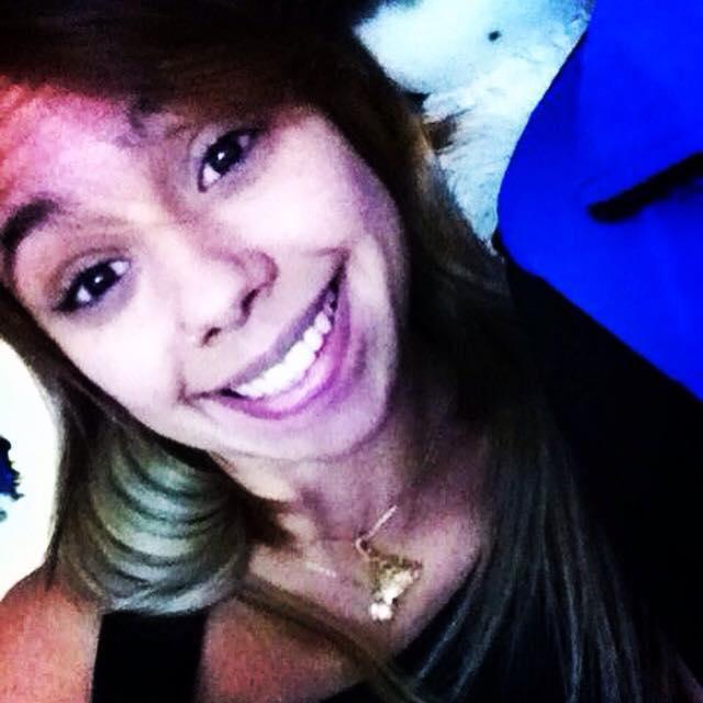 •  Muitos me segui, mas somente um me acompanha !!