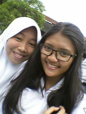 meritandriani's profile picture. 