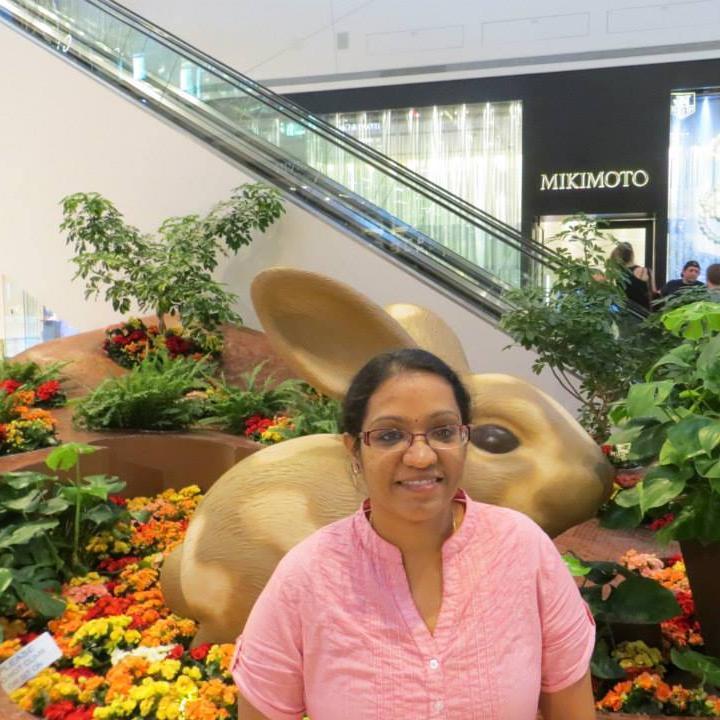 Hard core foodie, love to try variety of food...A food blogger @ Malar's Kitchen