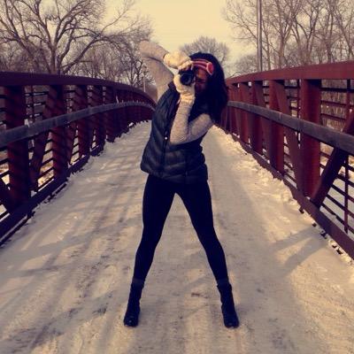 moments_right's profile picture. Facebook: Right Moments Photography
Instagram: rightmoments_photography

*click*