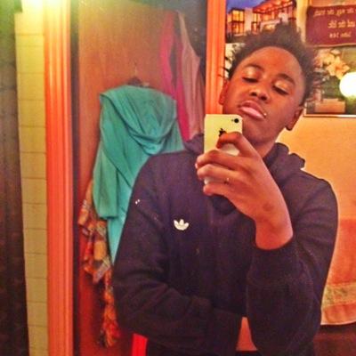 SaboMack's profile picture. boot up ya gradema and she suck mom dixk then a hammer