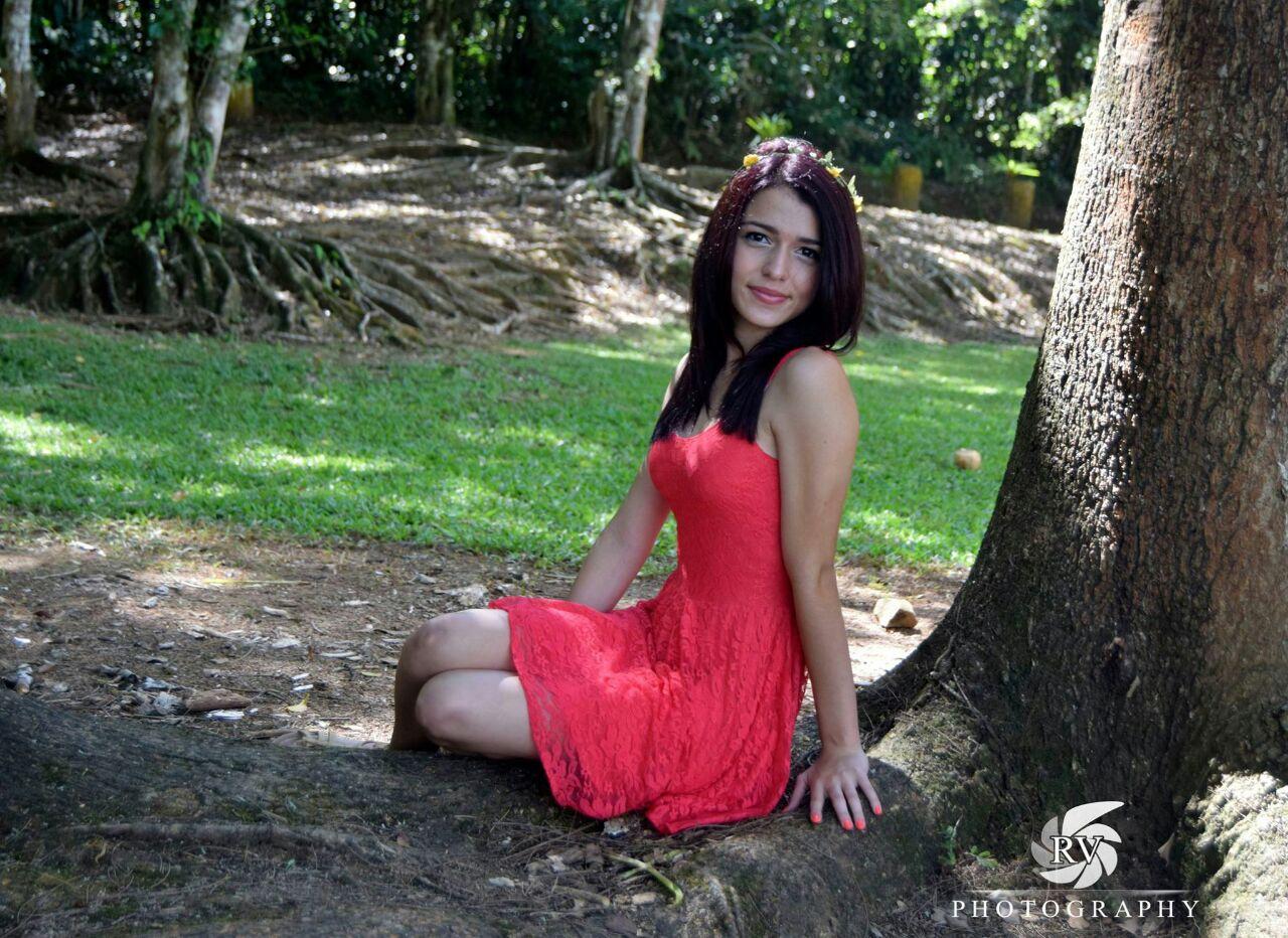 @KatyPerry @onedirection @coldplay :)
KatyCat Directioners Coldplayers
instagram: im_marian   facebook:Marian Campos Rojas
costarica:3 16 years :3