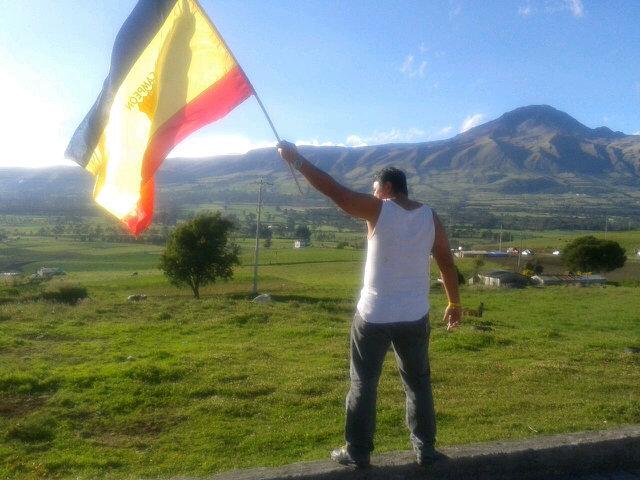 Barcelona yo te quiero mas y mas te sigo de cabeza a donde vas. Barcelonista, Guayaquileño y muy feliz con lo que tengo. Gracias DIOS!!