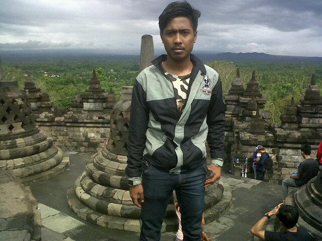 Berkeringat demi keluarga & berdarah demi masa depan :D