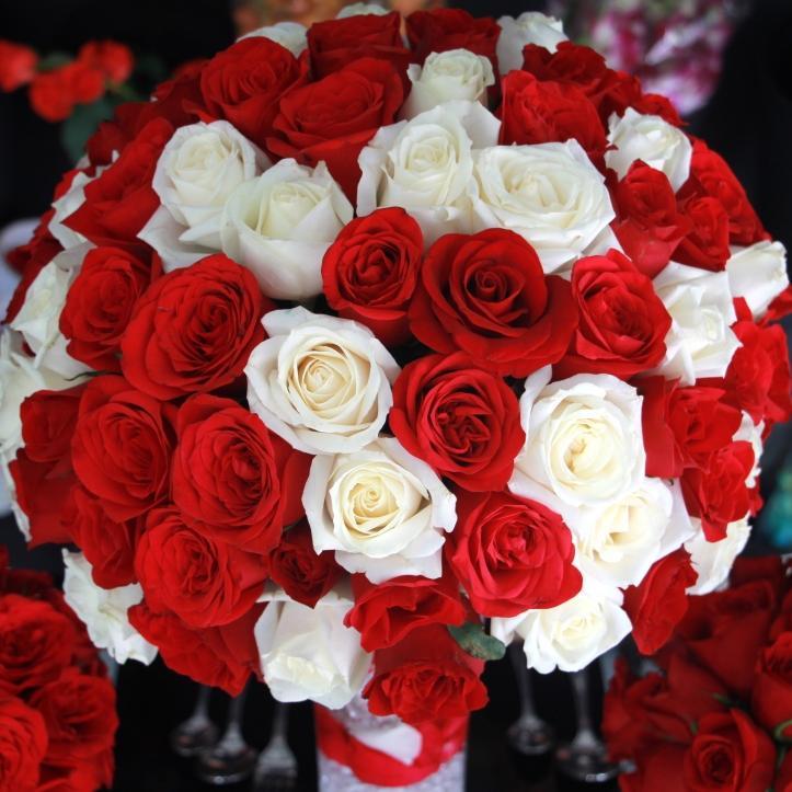A floral design & arrangements company which associates with quality, uniqueness & exclusivity.