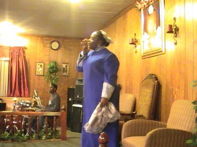 lovelytothemaxx's profile picture. Wife and mother of 4