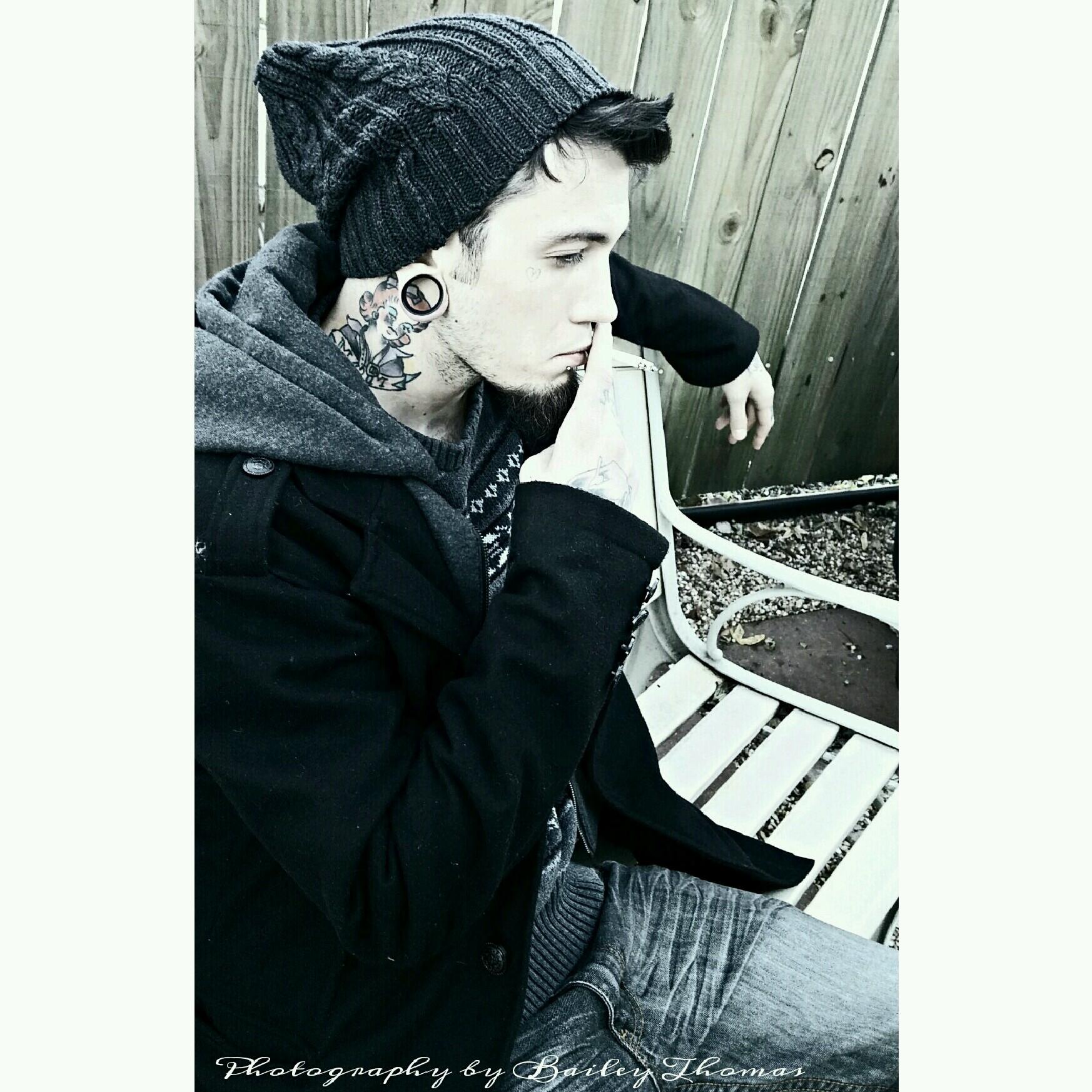 ianthomas_tats's profile picture. 