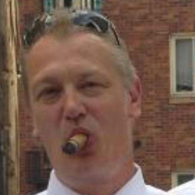 echis44942's profile picture. 