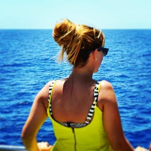 Sandratuku's profile picture. Comprendí que esta vida, es la única oportunidad que tenemos de ser nosotros mismos.