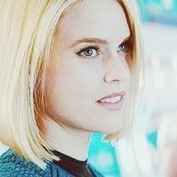 Doctor in applied physics, specializing in advanced weaponry. Don't tell my father I'm on the Enterprise. [RP]